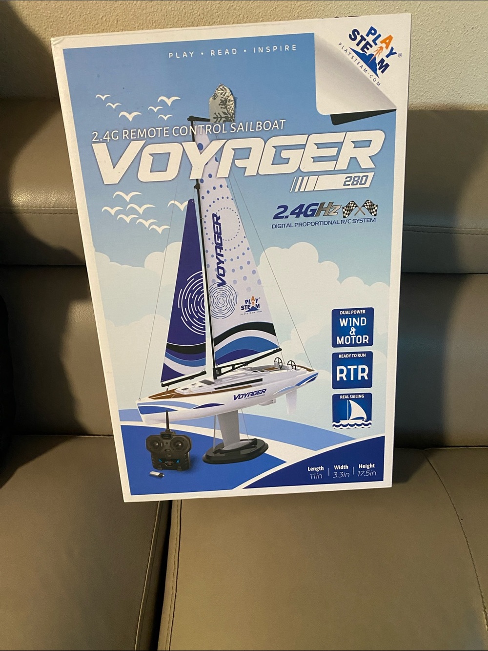 Voyager 280 Remote Control Sailboat - Blue & White